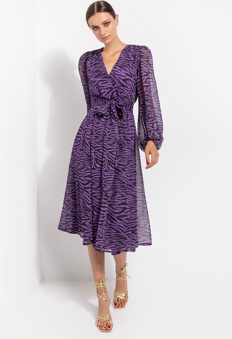 08.35078a Midi dress with zebra print